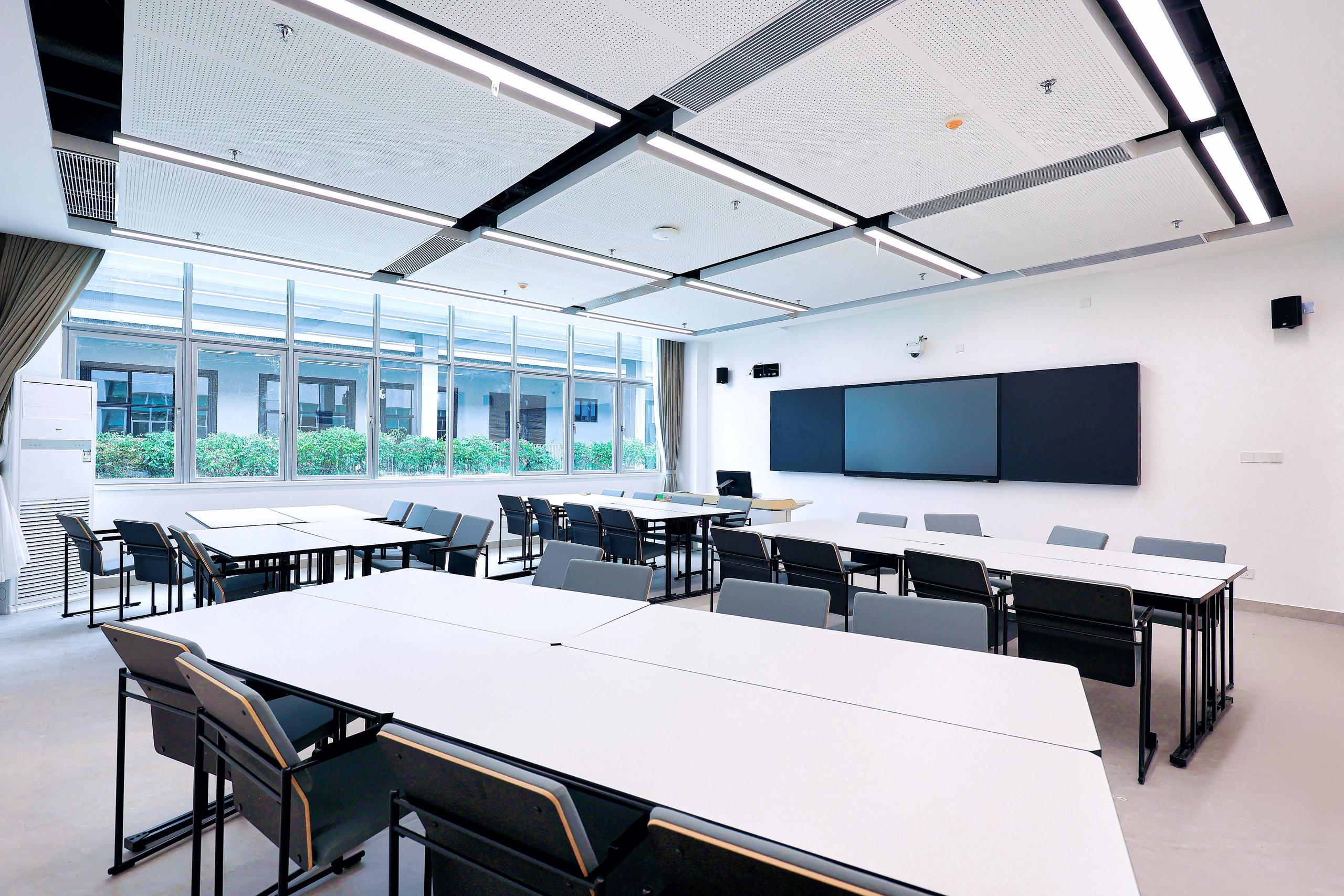 classroom 9